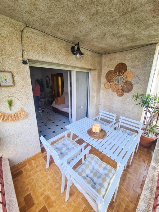 Nice Beachside 2-Bd Apt Near Barcelona Cunit Buitenkant foto