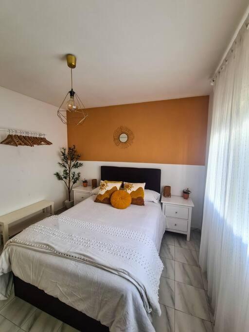 Nice Beachside 2-Bd Apt Near Barcelona Cunit Buitenkant foto