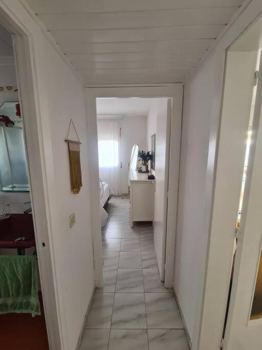 Nice Beachside 2-Bd Apt Near Barcelona Cunit Buitenkant foto