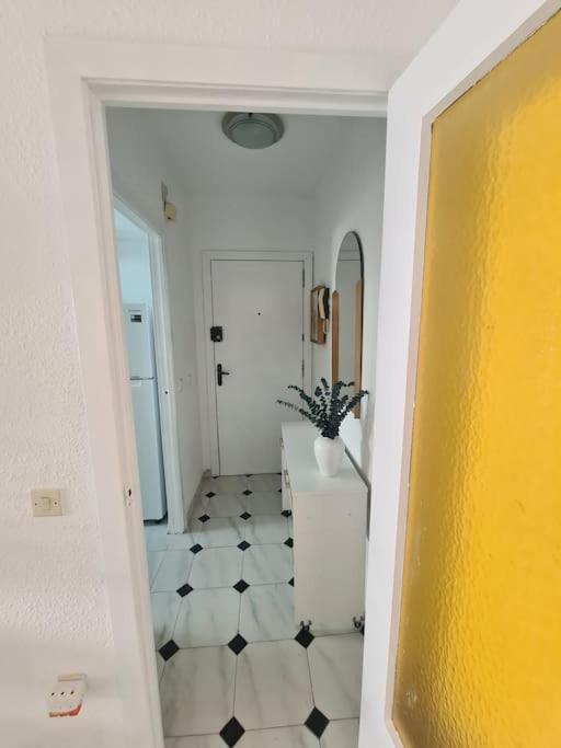 Nice Beachside 2-Bd Apt Near Barcelona Cunit Buitenkant foto